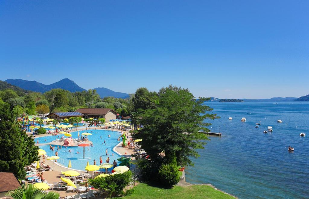 Camping Village Isolino Verbania Exterior foto